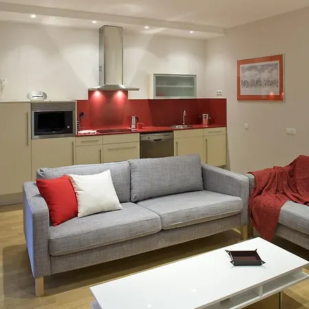 Flateli Pelayo H1 Apartman