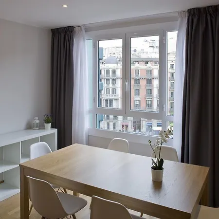 Apartman Flateli Pelayo H1 *
