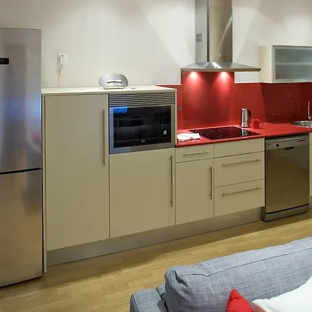Flateli Pelayo H1 Apartman *